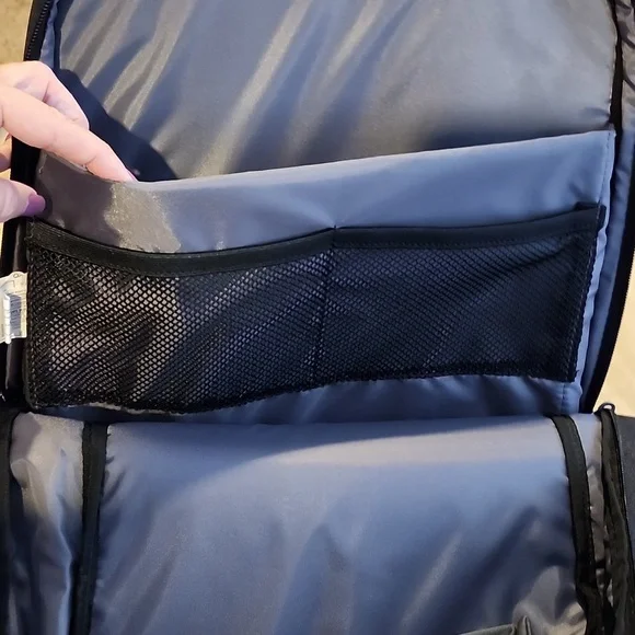 Tarsus 17" Classic Backpack with Padded Laptop Compartment NWT - Picture 7 of 12